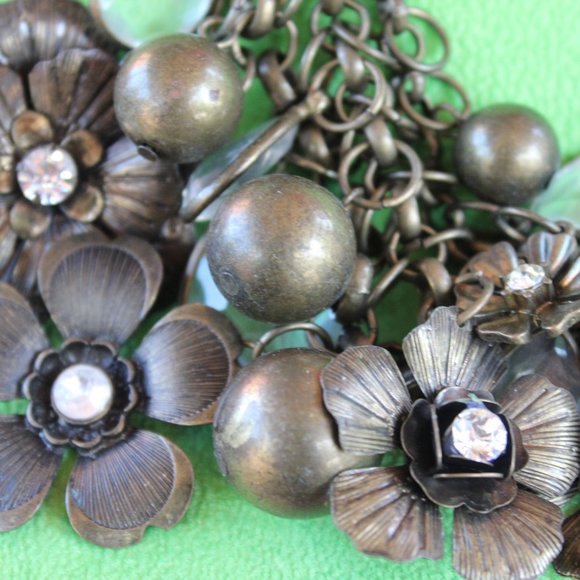 🤎 Bronze Floral Daisy Jeweled Neckl - Picture 4 of 9